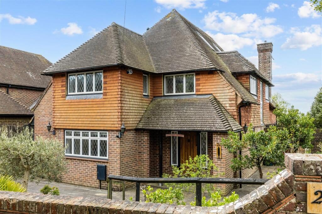 Property main image