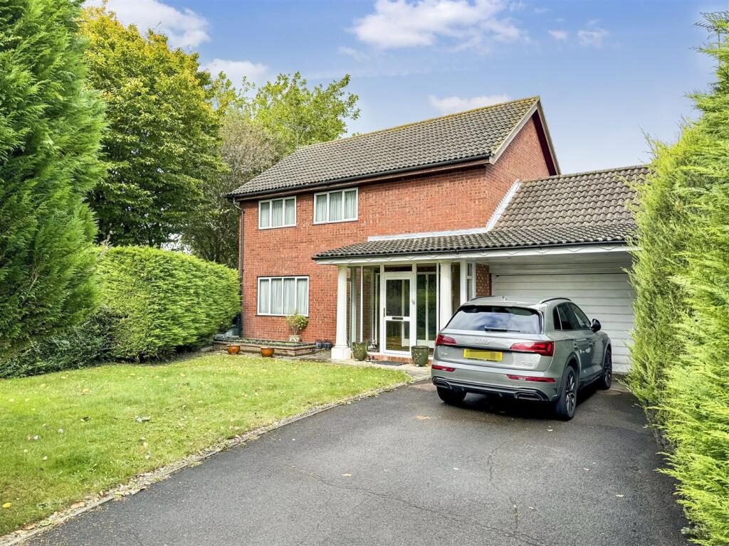 Property main image