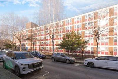 Property on Cropley Street, N1 7HS