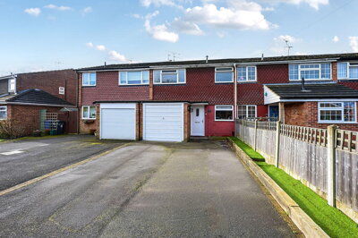 Property on Oak Farm Close, GU17 0JU