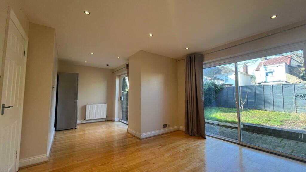 Terraced House