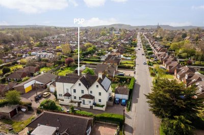 Property on Cuckfield Road, BN6 9RZ