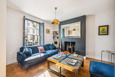 Property on Lonsdale Road, W11 2BY