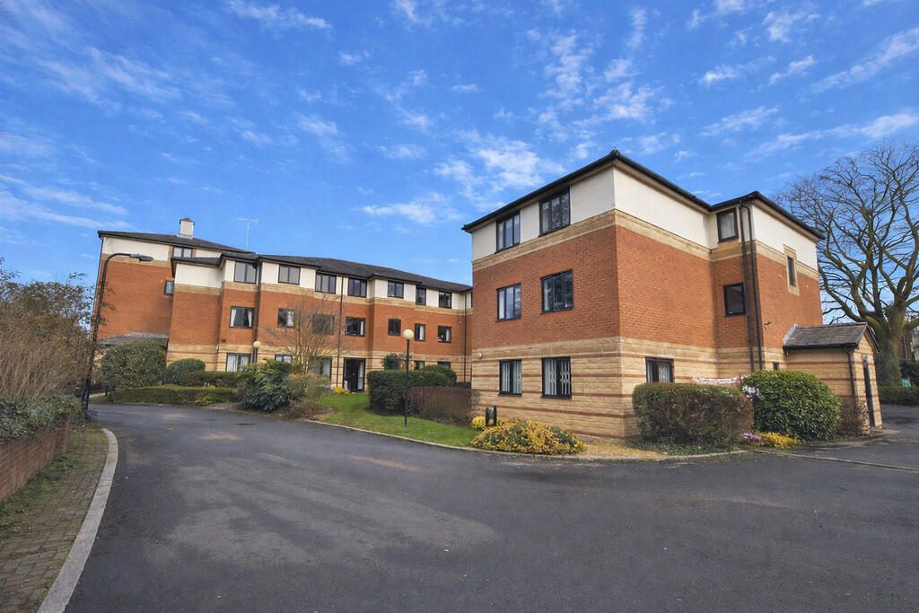 Property main image