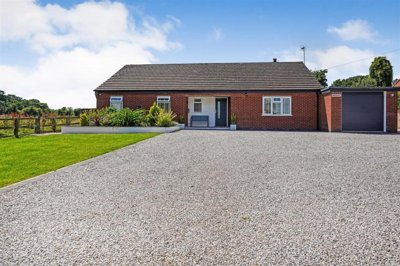 Property on Bosworth Road, CV13 0BX