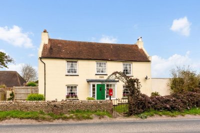 Property on Lower Bognor Road, PO20 1LW