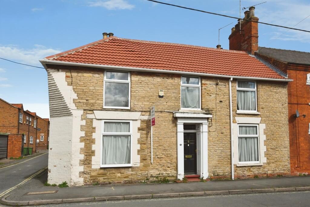 Terraced House