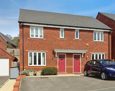 Property on Spear Thistle Close, CV21 1UY