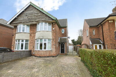 Property on Chaddesden Park Road, DE21 6HD