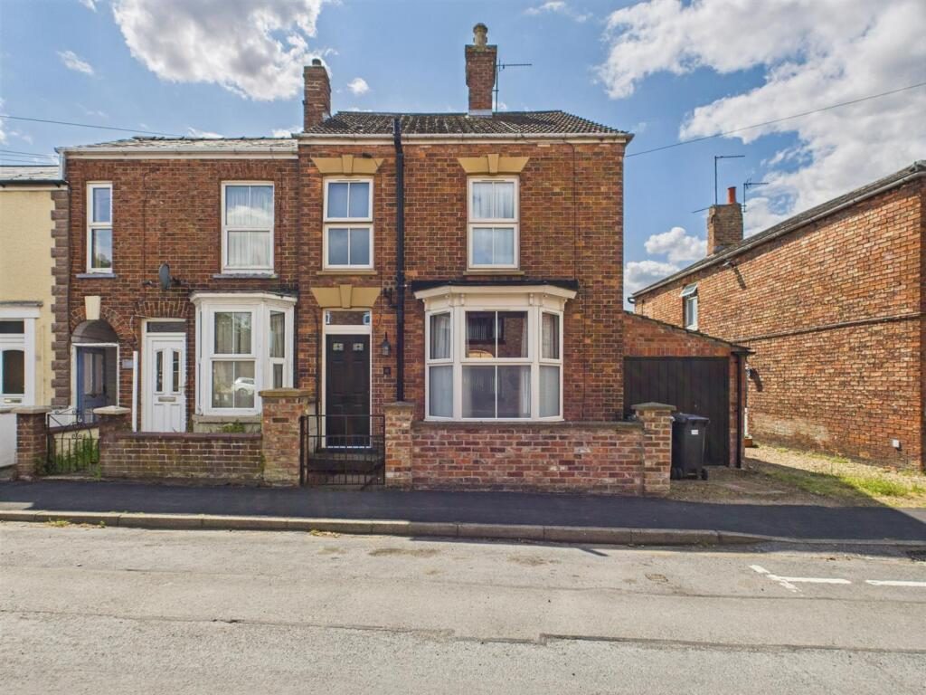 Terraced House