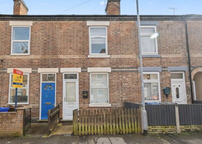Property on Blackpool Street, DE14 3AW
