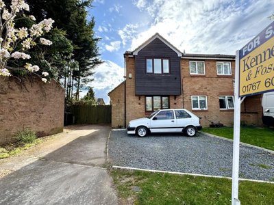 Property on Orchard Close, SG18 0NE