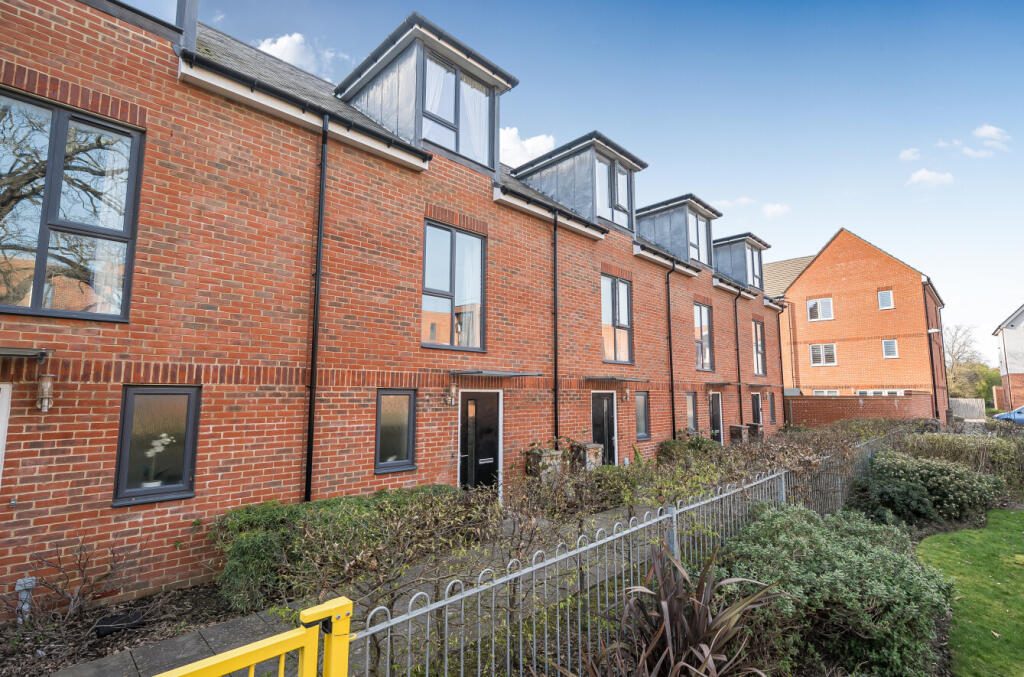 Terraced House