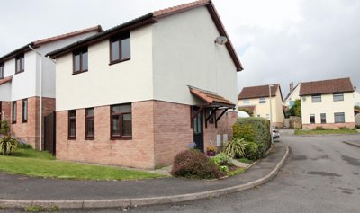 Property on Angelton Green, CF31 4LQ