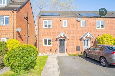 Property on Trinity Road, CH65 5FB