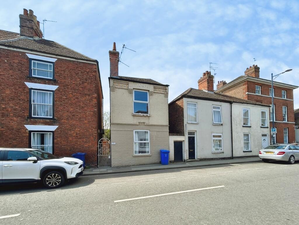Terraced House