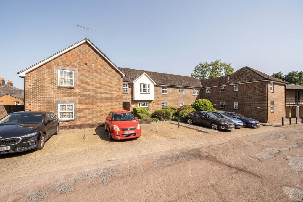 Property main image