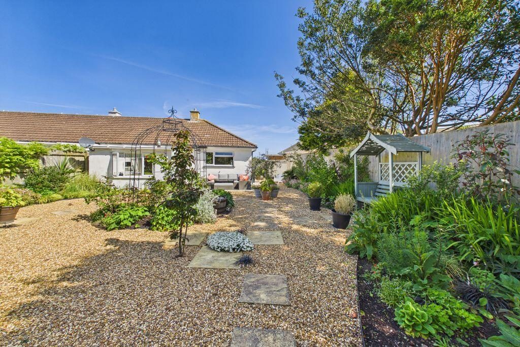 Bungalow