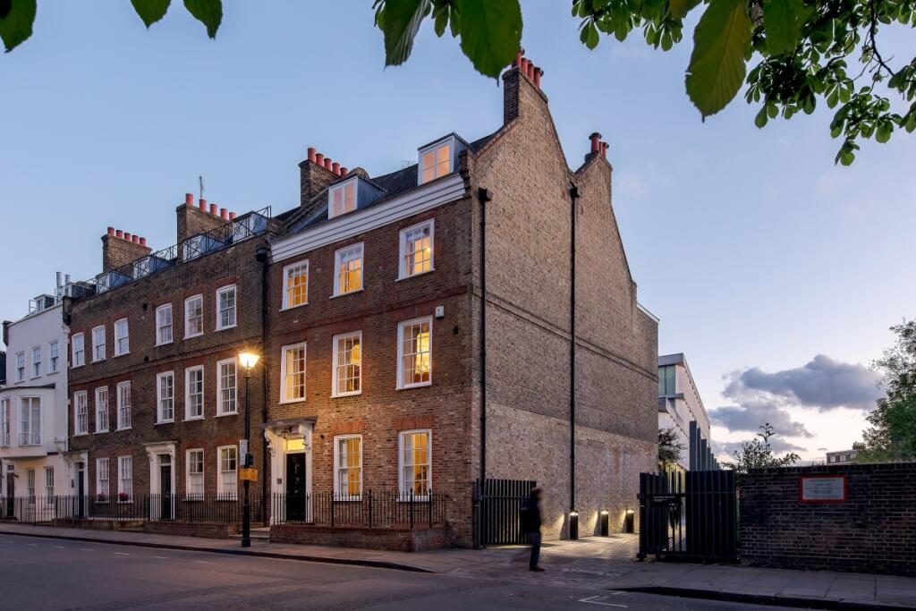 Terraced House