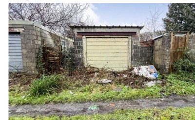 Property on SA15 1HF