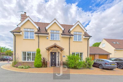 Property on Outings Lane, CM15 0LS