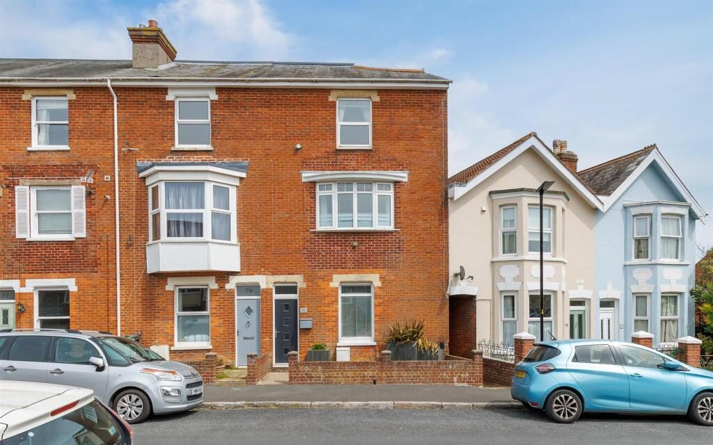 Terraced House