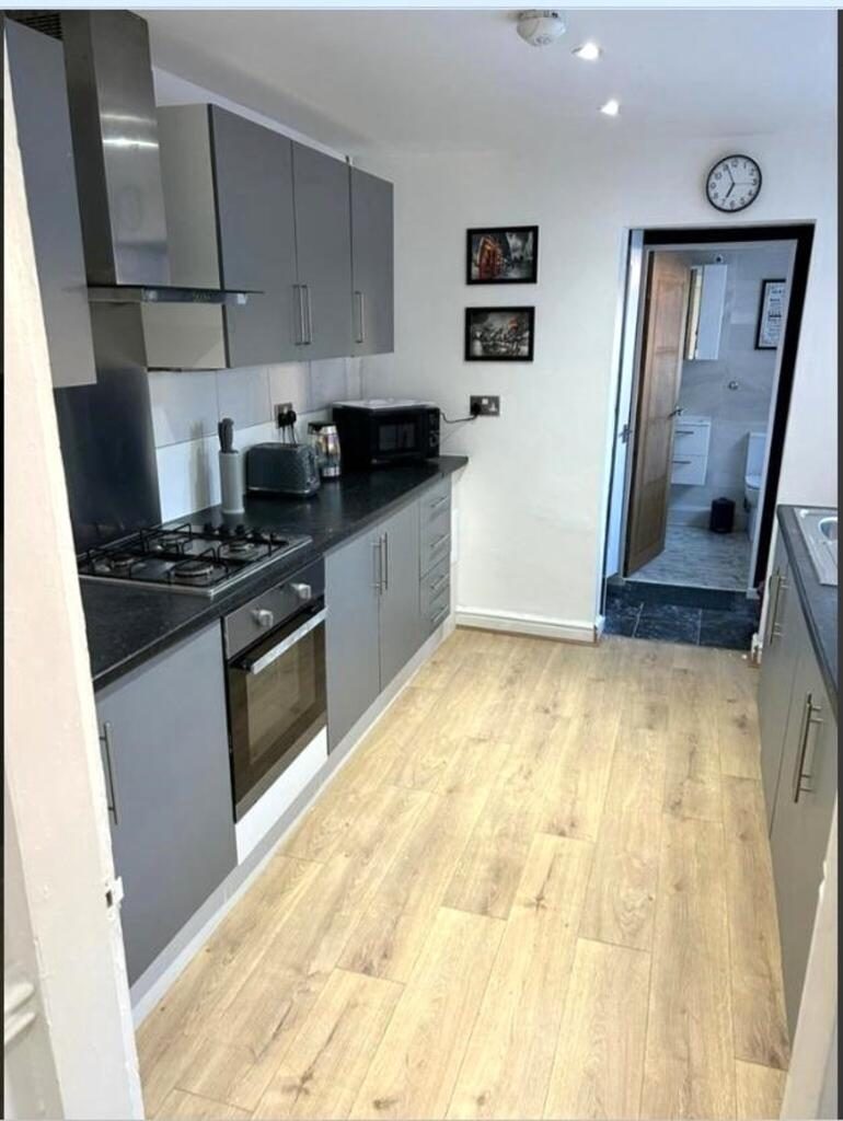 Terraced House