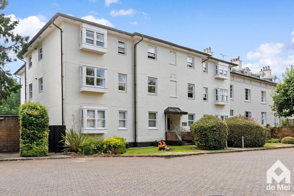 Property main image