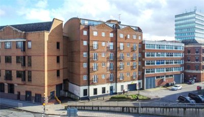 Property on Cheapside, RG1 7AB