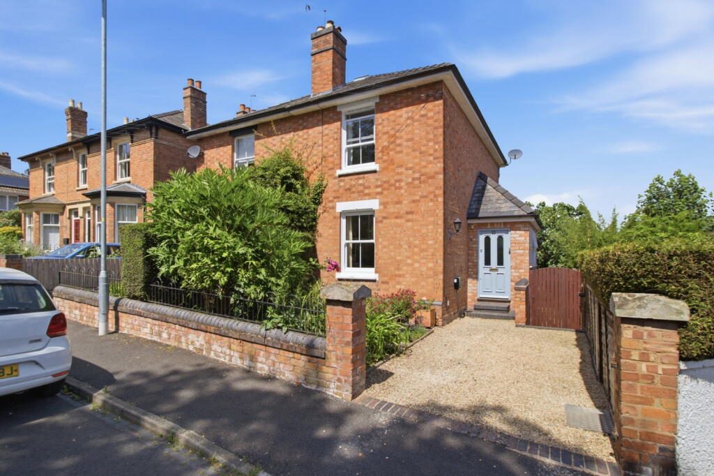Property main image
