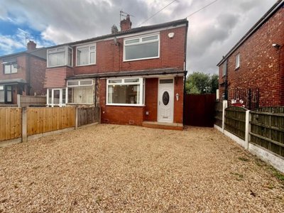 Property on Clifton Street, M35 9EE