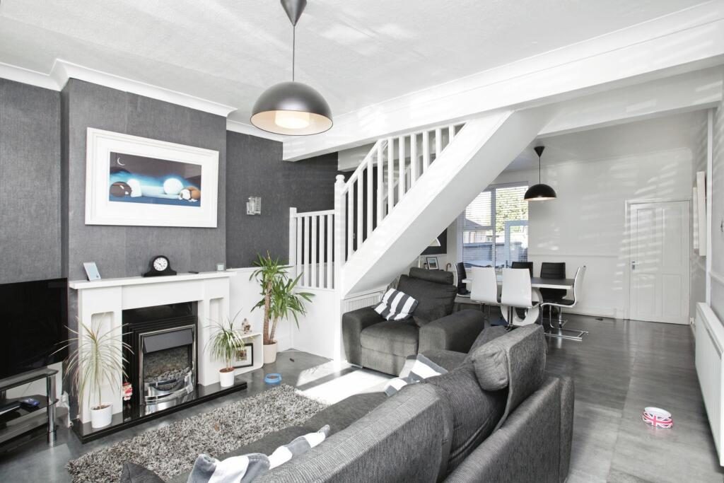 Terraced House