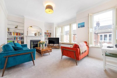 Property on Hazelbourne Road, SW12 9NS