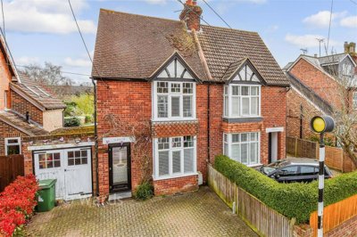 Property on Goudhurst Road, TN12 9JG