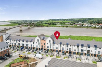 Property on Taw Wharf, EX31 2FD