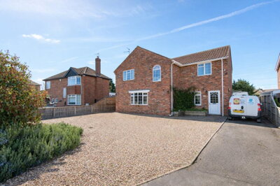Property on Wyberton Low Road, PE21 7SE