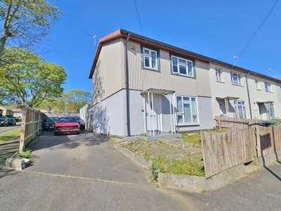 Property on Bude Close, PO6 4JN