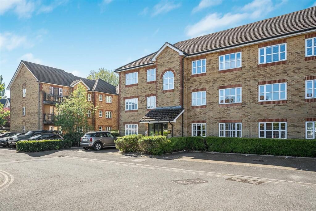 Property main image