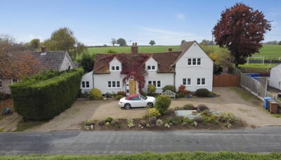 Property on Barrow Hill, CO10 0BW