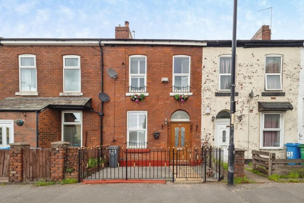 Terraced House