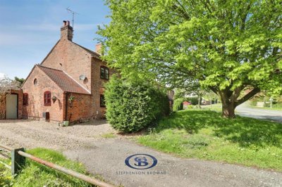 Property on Crewe Road, CW11 3RJ