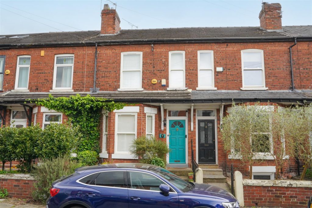 Terraced House