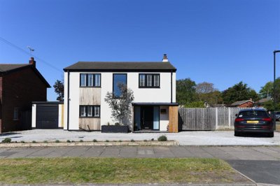 Property on Dunniwood Avenue, DN4 7JT