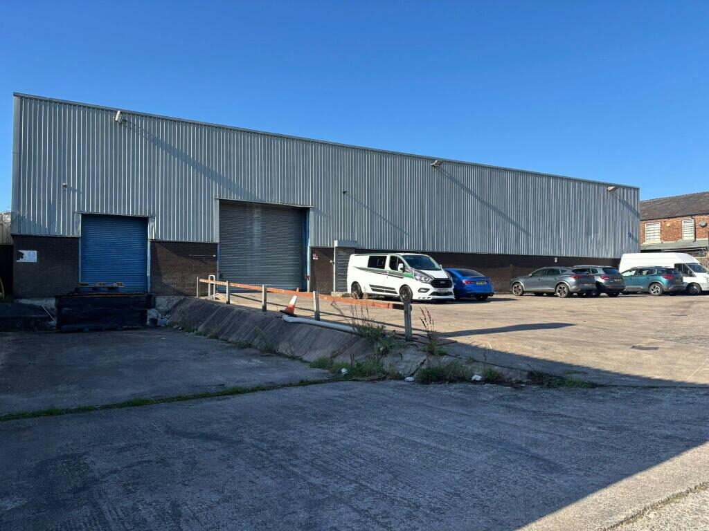 Distribution Warehouse