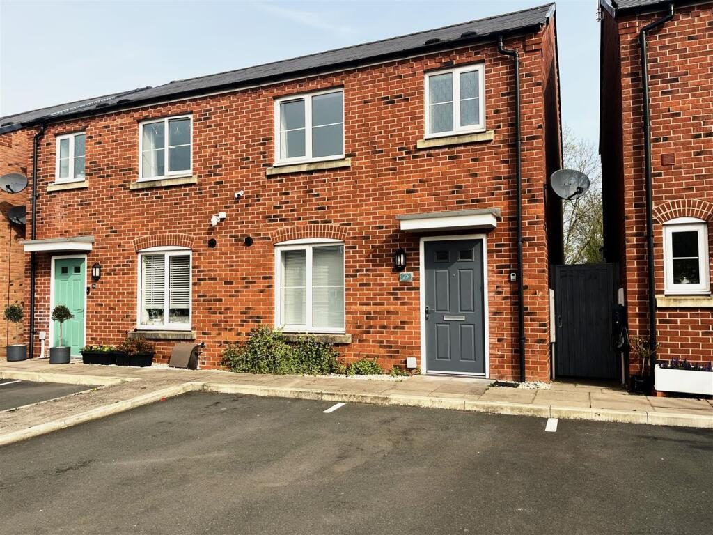 Terraced House