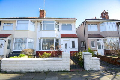 Property on Mosslands Drive, CH45 8PE