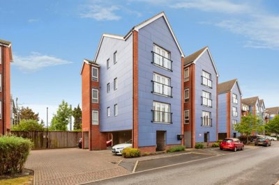 Property on Chadwick Road, SL3 7FU