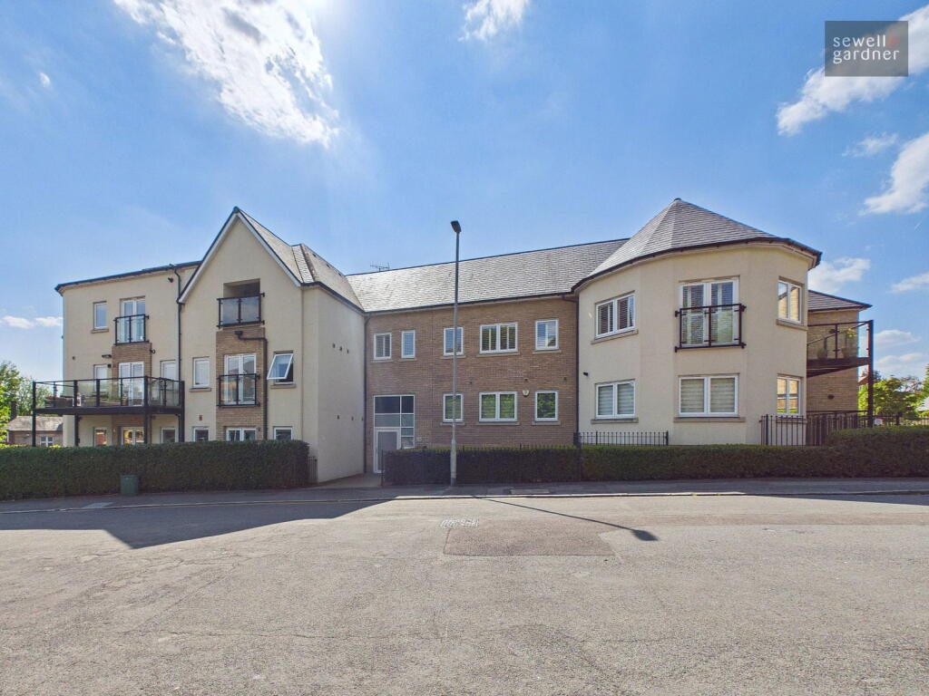 Property main image
