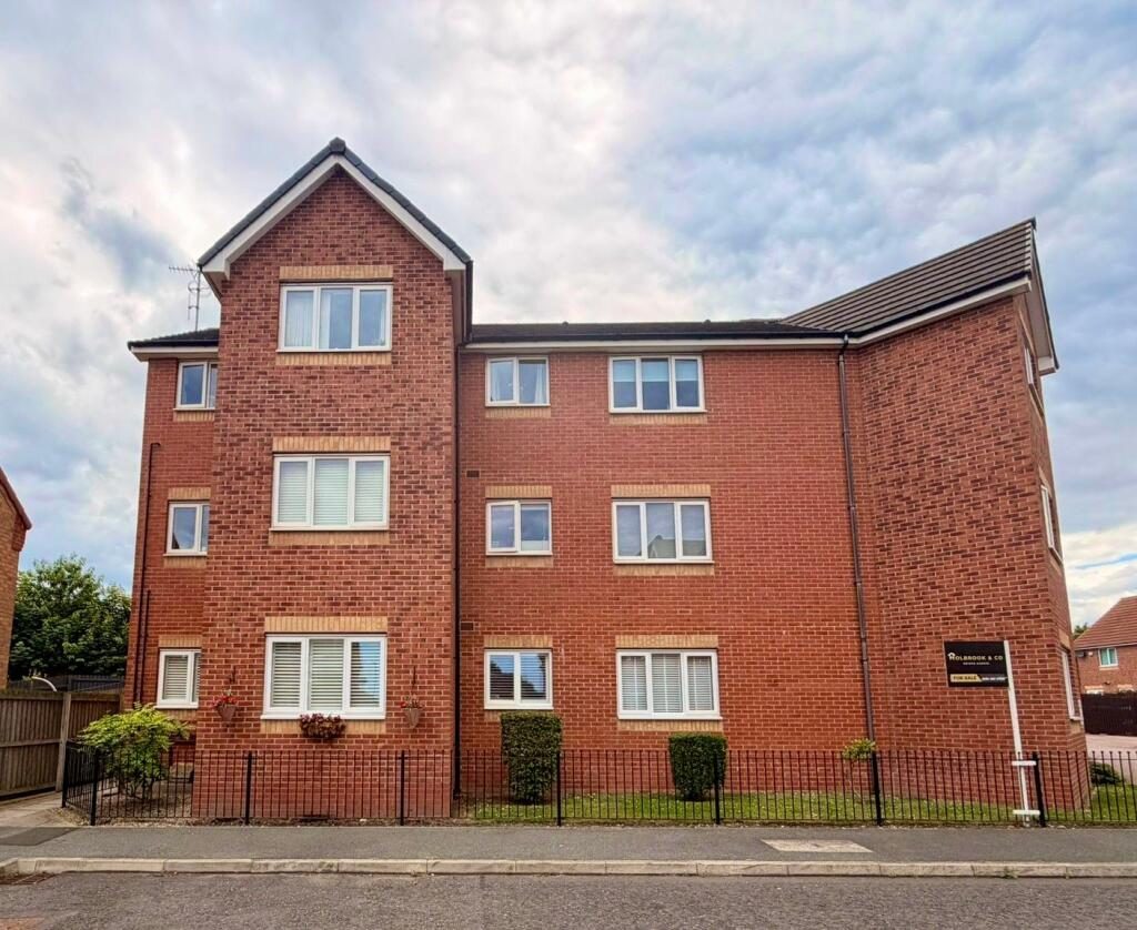 Property main image