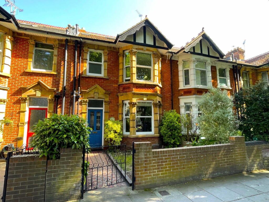 Terraced House